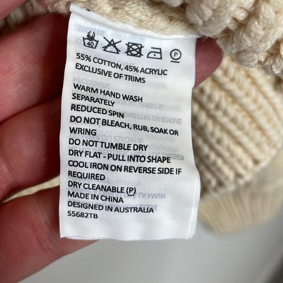 Bardot Zoe Zip Cable Knot Sweater NWT Size Medium - Picture 9 of 11